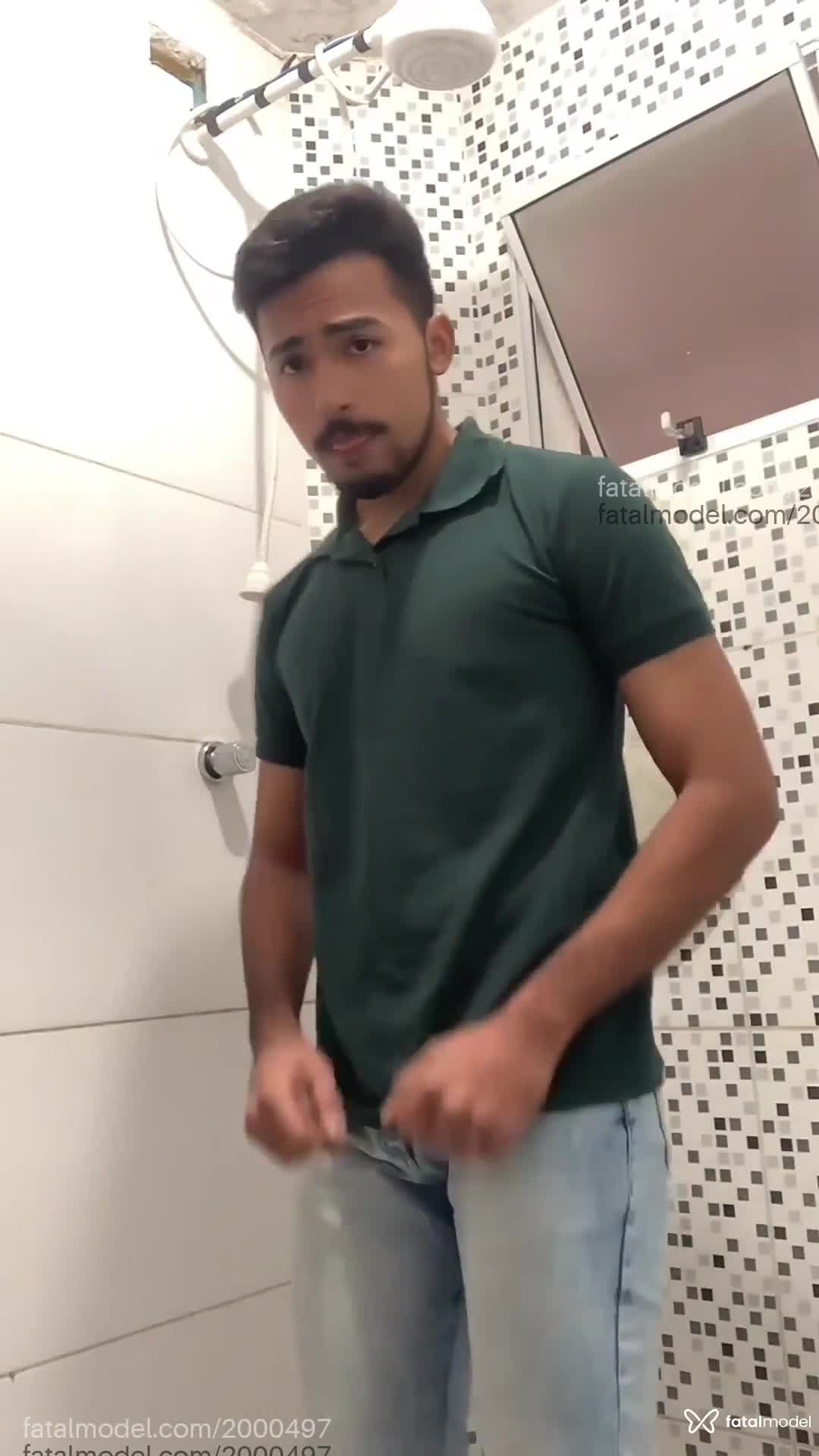 Acompanhante homem morena (o) de olhos pretos em São Paulo Acompanhante homem morena (o) de olhos pretos em São Paulo - Daniel Martínez