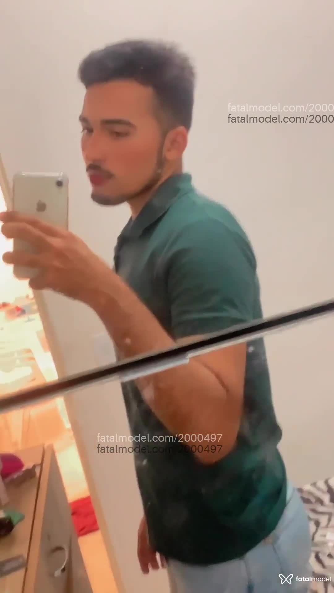 Acompanhante homem morena (o) de olhos pretos em São Paulo Acompanhante homem morena (o) de olhos pretos em São Paulo - Daniel Martínez