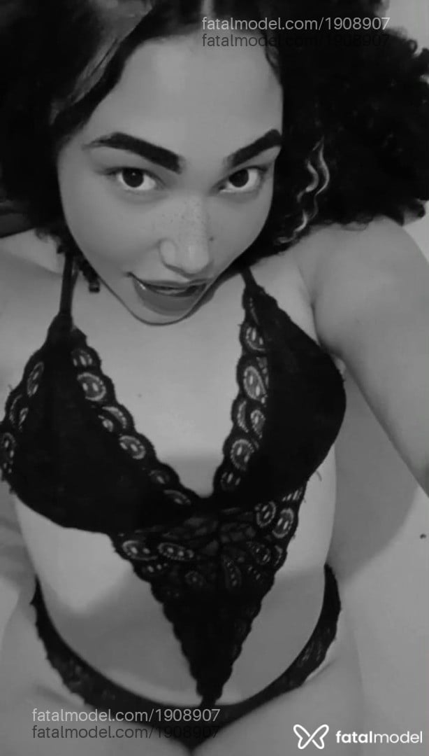 Acompanhante mulher morena (o) de olhos pretos em São Paulo - Jade Martins