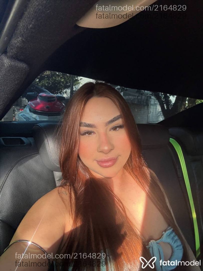 Acompanhante mulher ruiva (o) de olhos mel - Jade