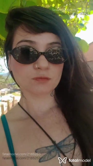 Acompanhante mulher com cabelo castanho de olhos castanhos em Ubatuba - Chloe