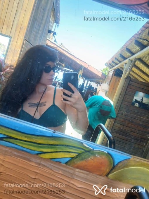 Acompanhante mulher com cabelo castanho de olhos castanhos em Ubatuba - Chloe