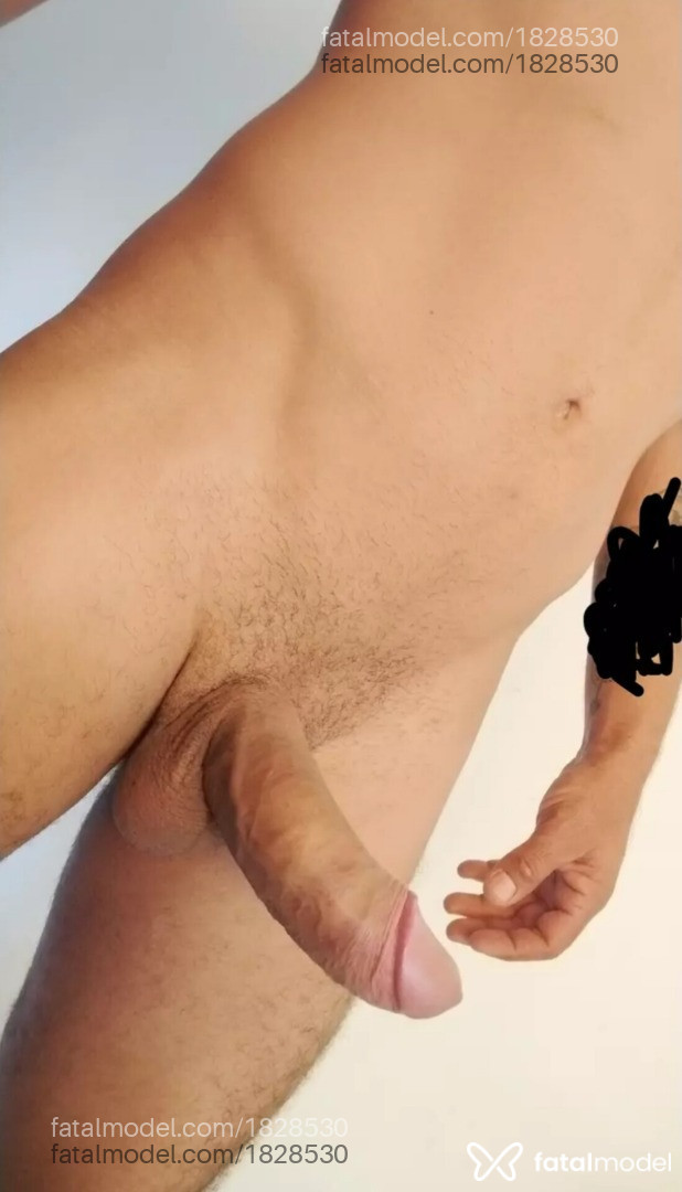 Acompanhante homem com cabelo castanho de olhos castanhos em Patos de Minas - Felipe