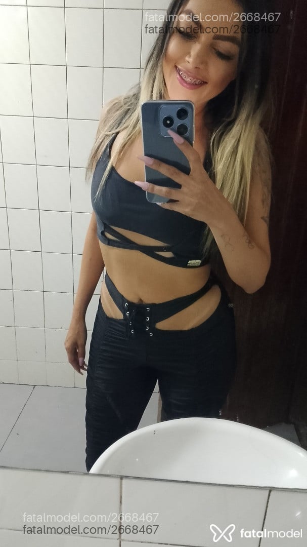 Acompanhante mulher loira (o) de olhos castanhos em Peixoto de Azevedo Acompanhante mulher loira (o) de olhos castanhos em Peixoto de Azevedo - Tatah
