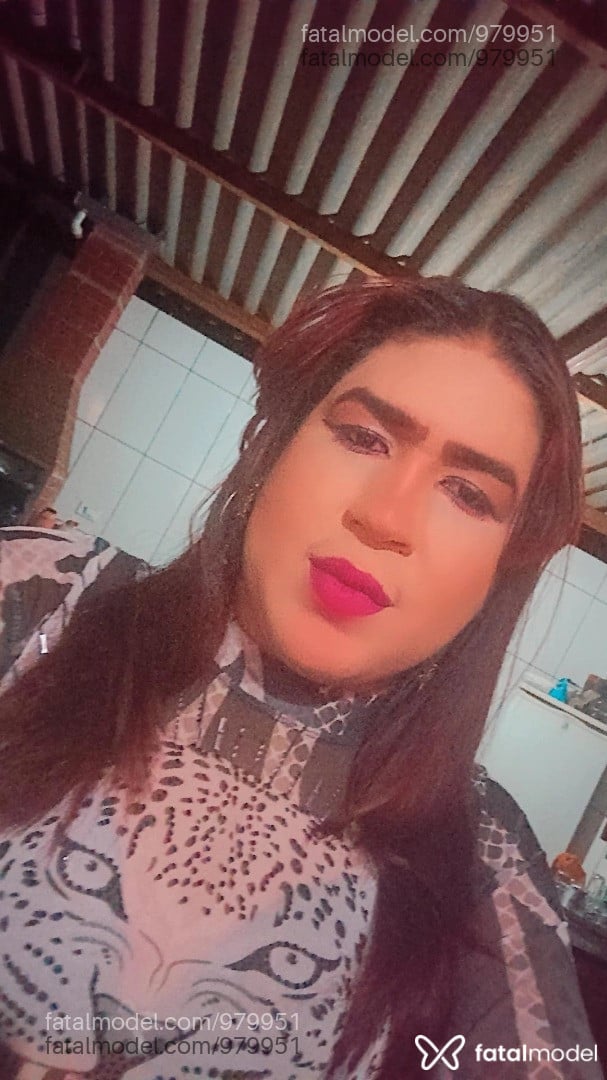 Acompanhante homem trans ruiva (o) de olhos castanhos em Juína - Bianca Sabina
