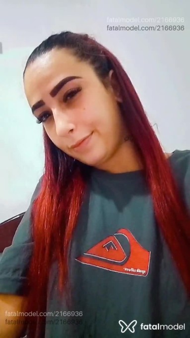 Acompanhante mulher ruiva (o) de olhos castanhos em Goiânia - Larissa