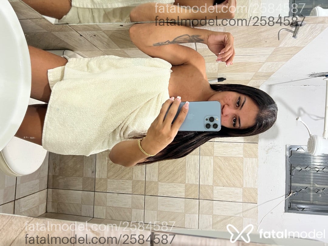Acompanhante mulher morena (o) de olhos castanhos em Chapadão do Sul - Beatriz