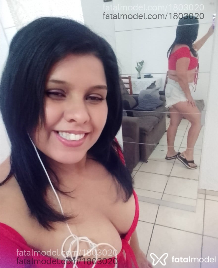 Acompanhante mulher morena (o) de olhos mel - Maya Mendes