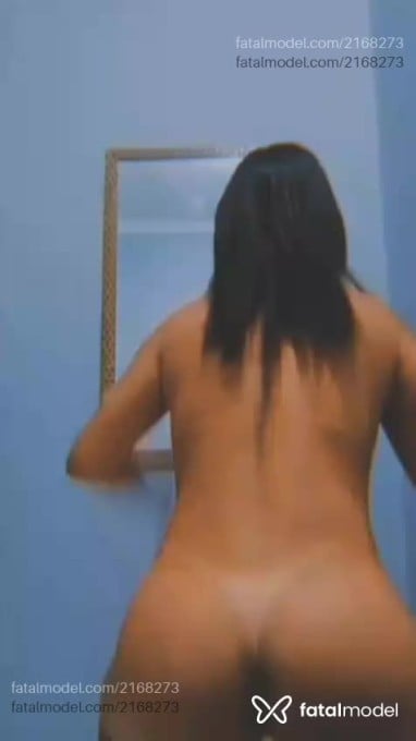 Acompanhante mulher morena (o) de olhos pretos em Capelinha Acompanhante mulher morena (o) de olhos pretos em Capelinha - Manuzinha