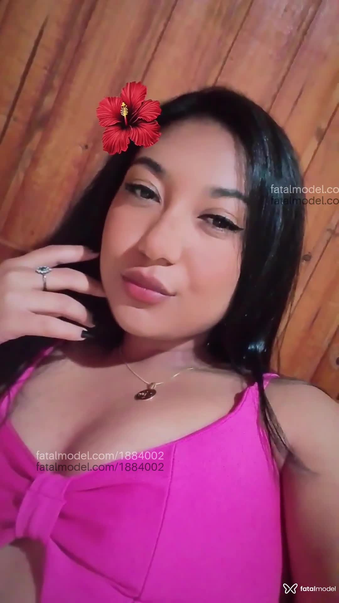 Acompanhante mulher morena (o) de olhos castanhos - Pâmela