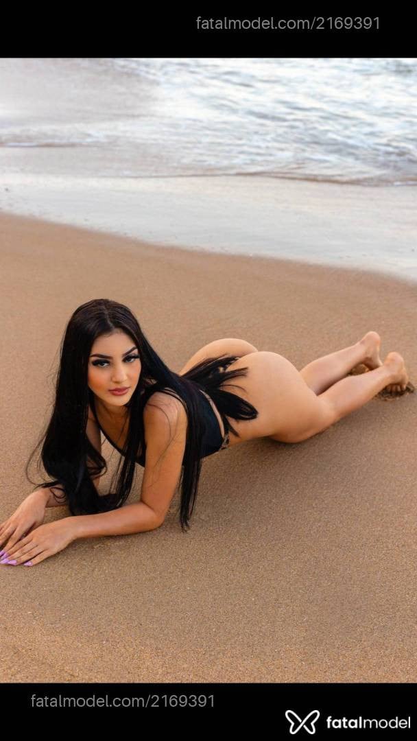 Acompanhante mulher com cabelo castanho de olhos castanhos em Foz do Iguaçu Acompanhante mulher com cabelo castanho de olhos castanhos em Foz do Iguaçu - Liz Fonseca
