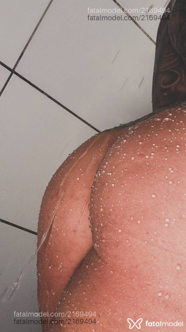Acompanhante mulher loira (o) de olhos castanhos em Guarapari - Larissa Mendes