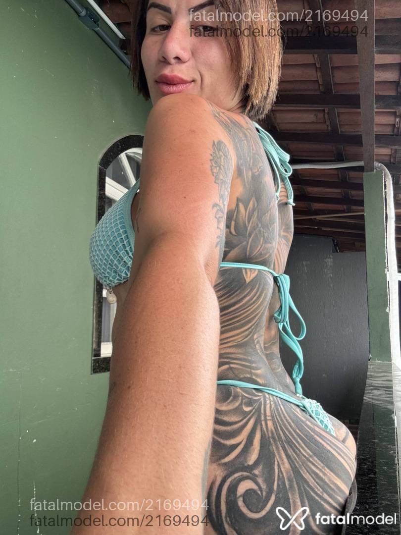 Acompanhante mulher loira (o) de olhos castanhos em Guarapari - Larissa Mendes