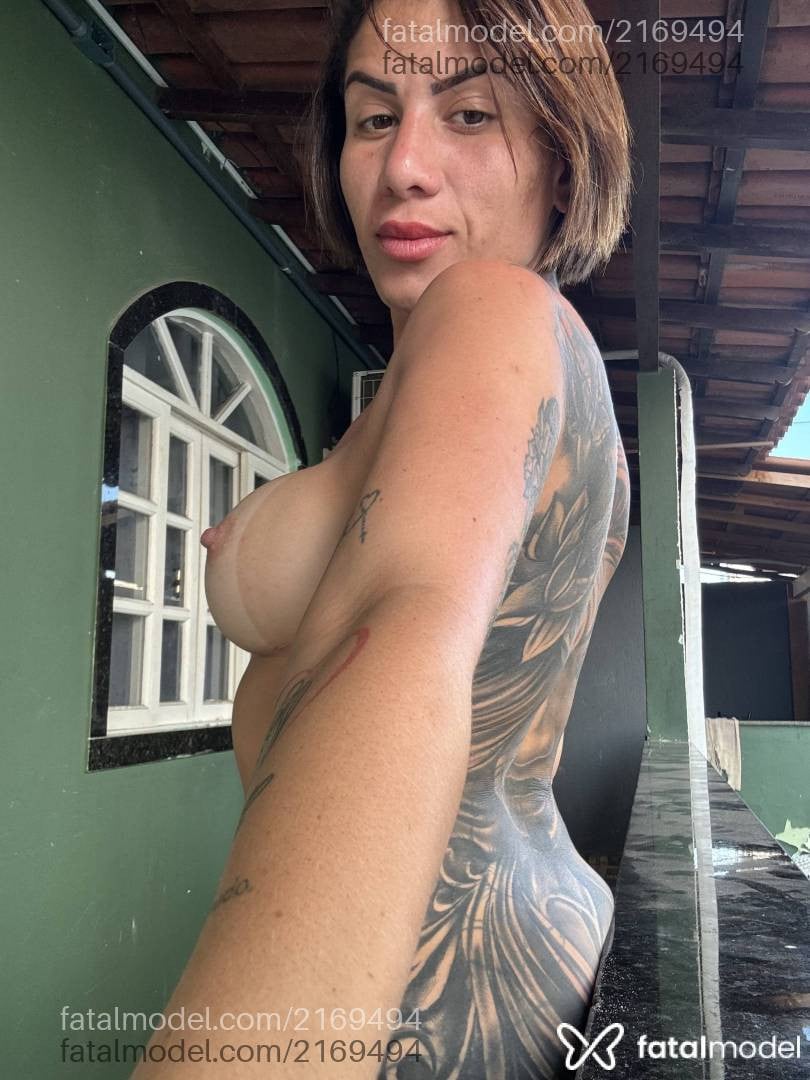 Acompanhante mulher loira (o) de olhos castanhos em Guarapari - Thauane Larissa