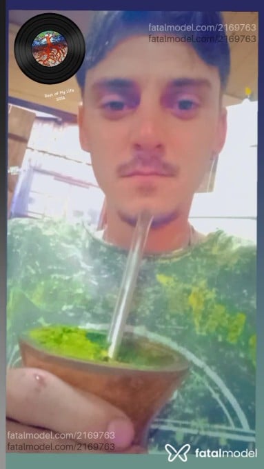 Acompanhante homem com cabelo castanho de olhos castanhos em São Gabriel - Enrik Garcia
