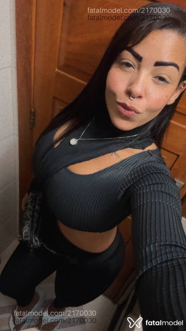 Acompanhante mulher morena (o) de olhos castanhos em São João Del Rei - Melissa