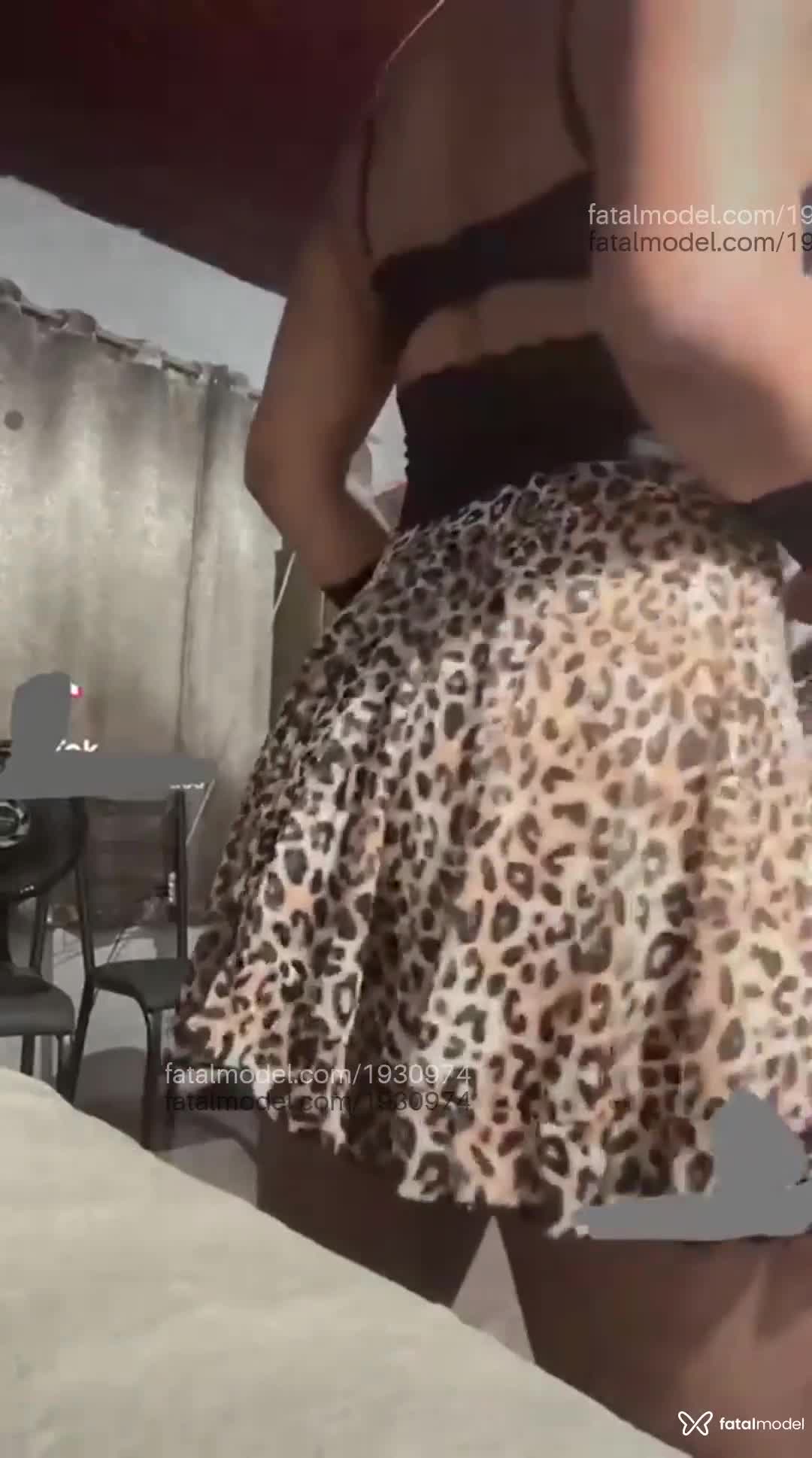 Acompanhante mulher com cabelo castanho de olhos pretos em Sinop Acompanhante mulher com cabelo castanho de olhos pretos em Sinop - Aninha