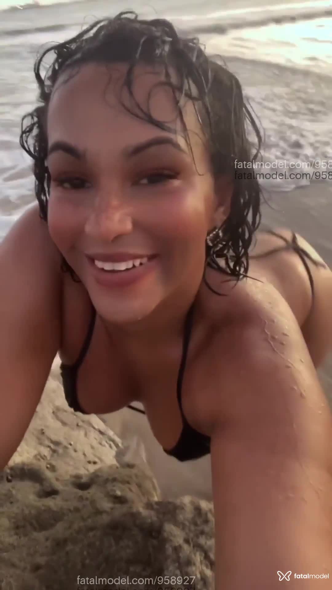 Acompanhante travesti morena (o) de olhos castanhos em Ilhéus - Deborah Roux