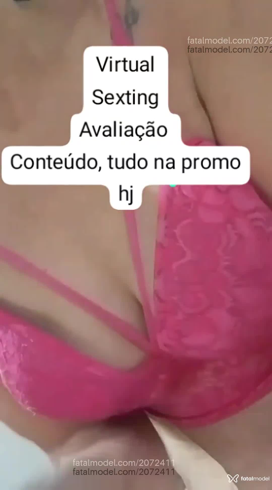 Acompanhante mulher com cabelo castanho de olhos castanhos em Virtual - Juliette