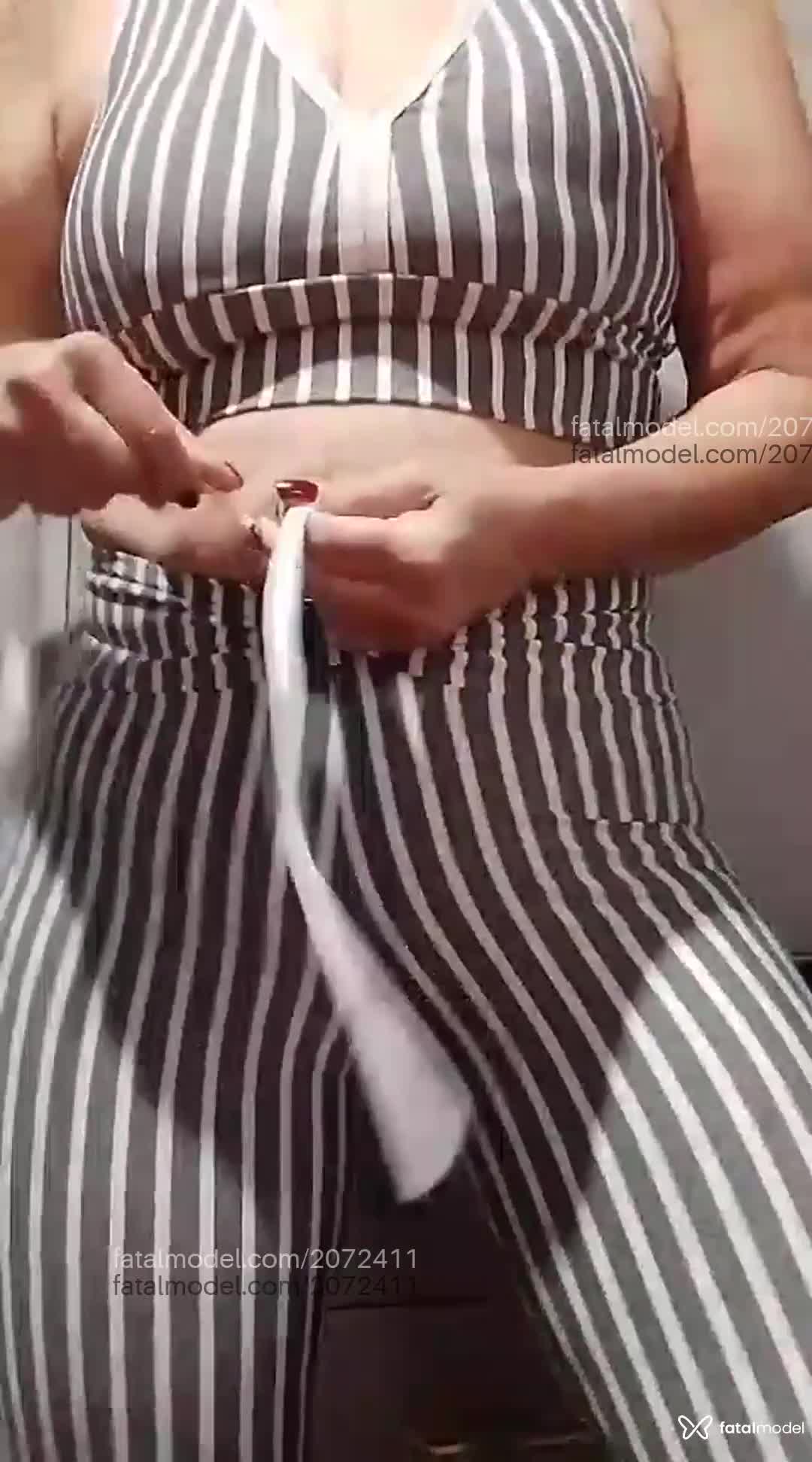 Acompanhante mulher com cabelo castanho de olhos castanhos em Virtual - Juliette