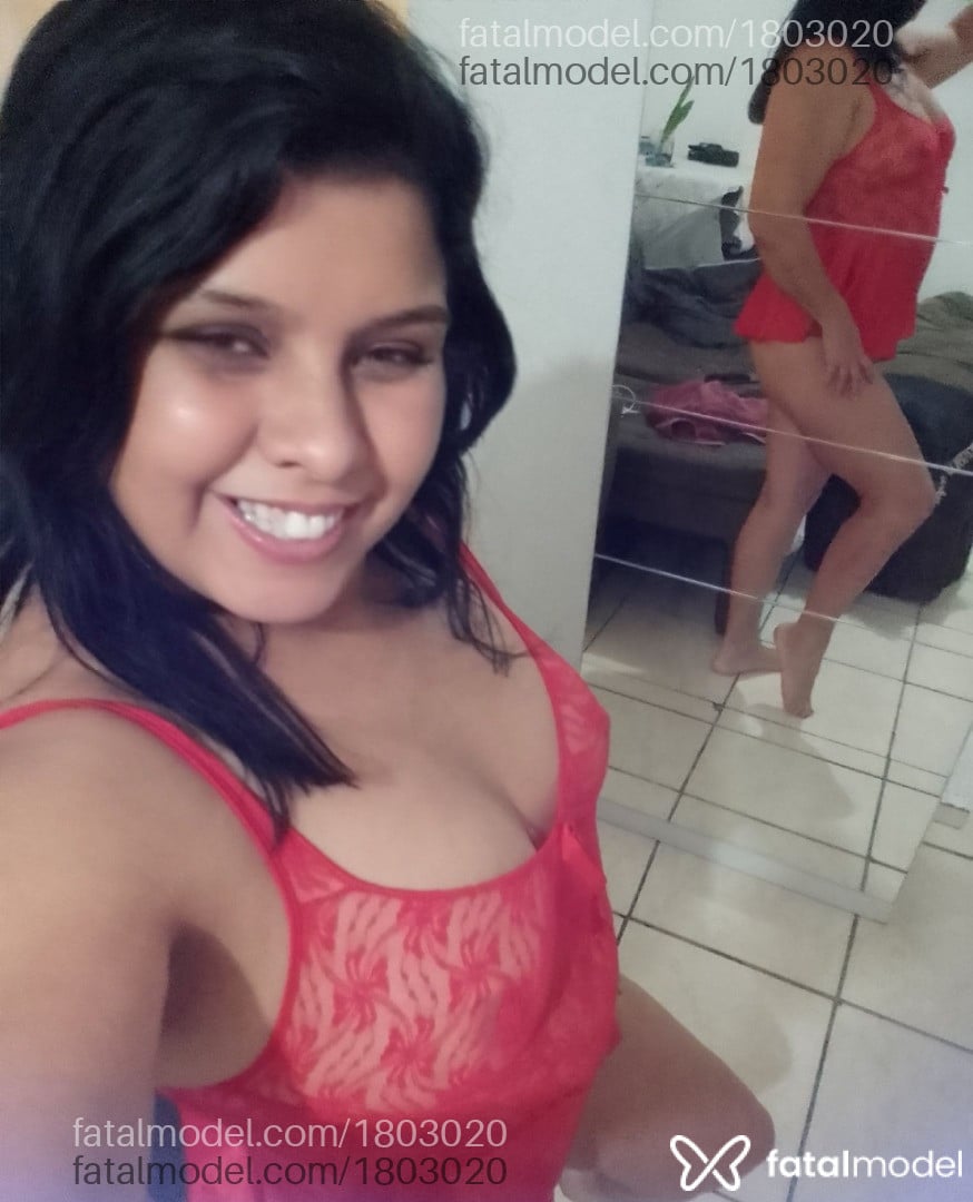 Acompanhante mulher morena (o) de olhos mel - Maya Mendes