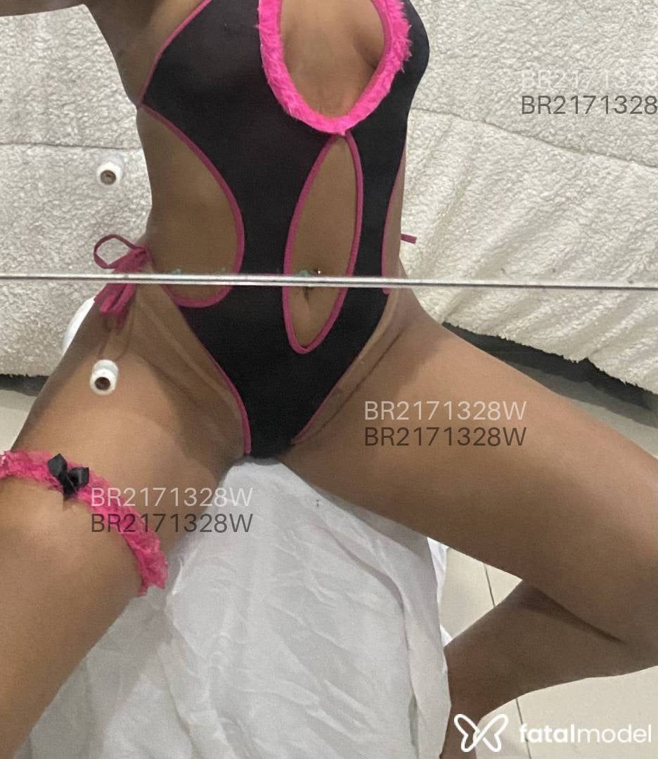 Acompanhante mulher com cabelo castanho de olhos castanhos em Rio de Janeiro - Chloe