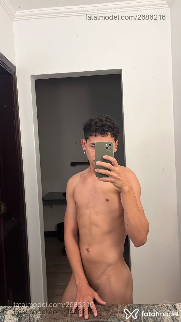 Acompanhante homem morena (o) de olhos pretos em Florianópolis - Gabriel