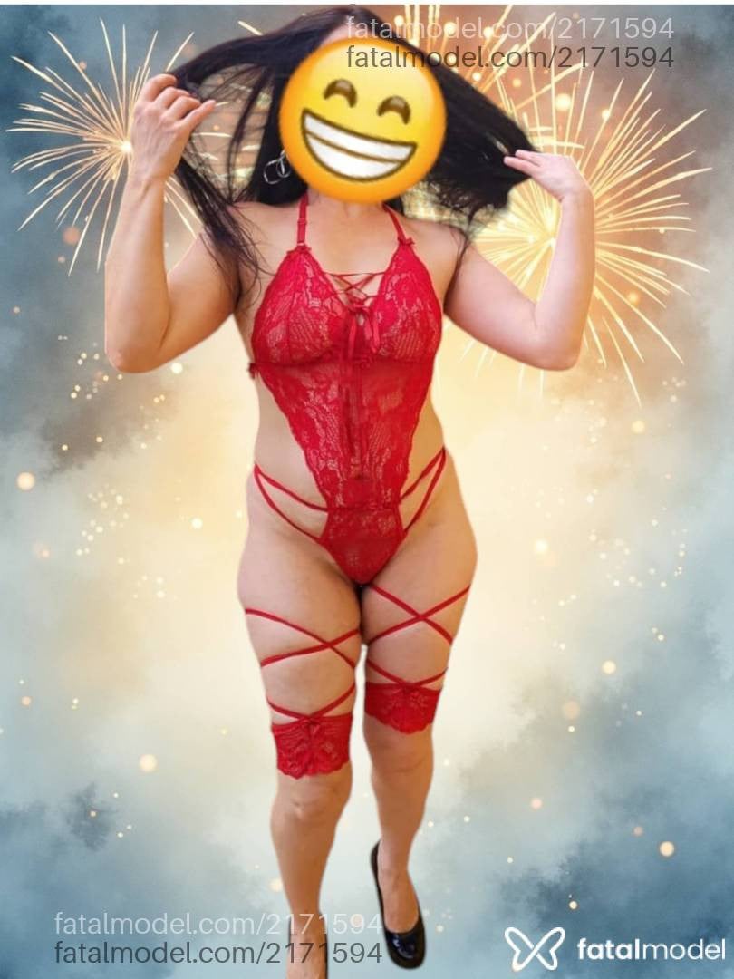 Acompanhante mulher com cabelo castanho de olhos castanhos - Brunna