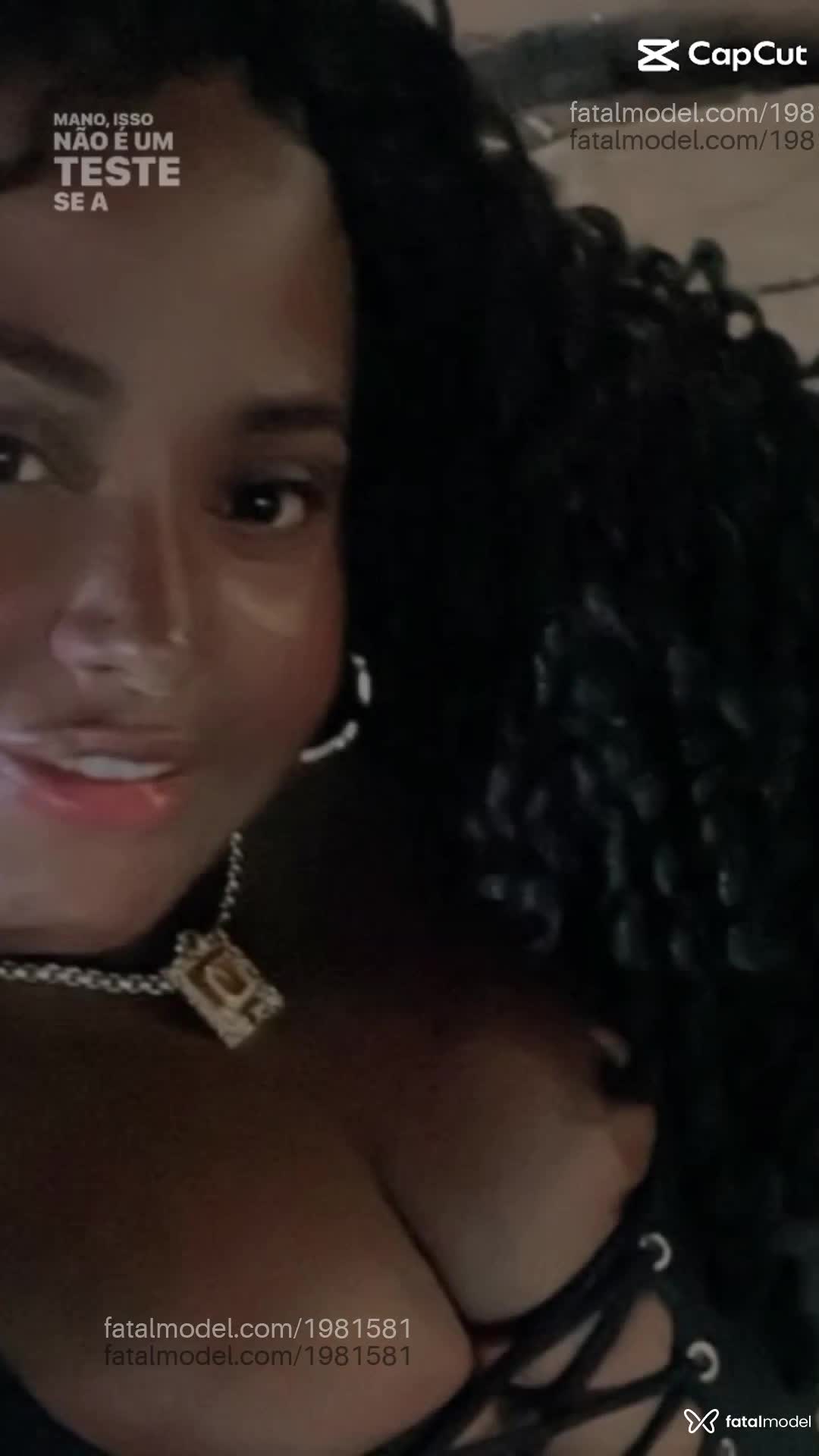 Acompanhante mulher morena (o) de olhos pretos - Preta Rara Acompanhante mulher morena (o) de olhos pretos - Preta Rara