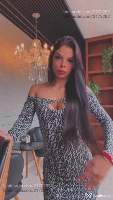 Acompanhante mulher morena (o) de olhos castanhos - Brenda Acompanhante mulher morena (o) de olhos castanhos - Brenda