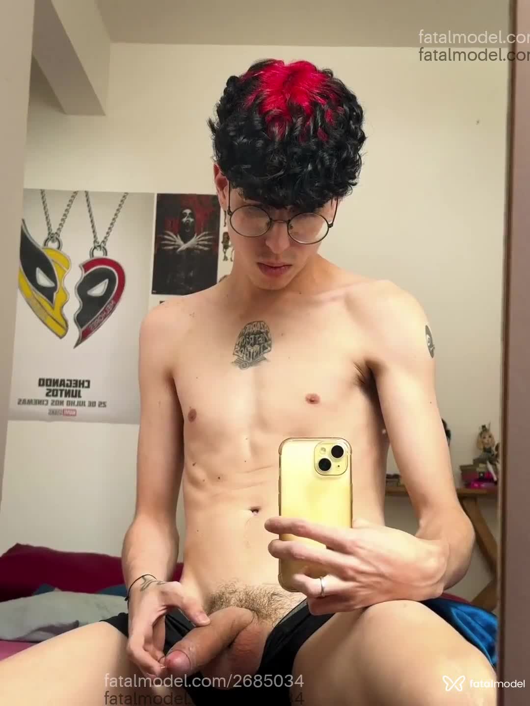 Acompanhante homem com cabelo colorido de olhos castanhos em Florianópolis - Petter