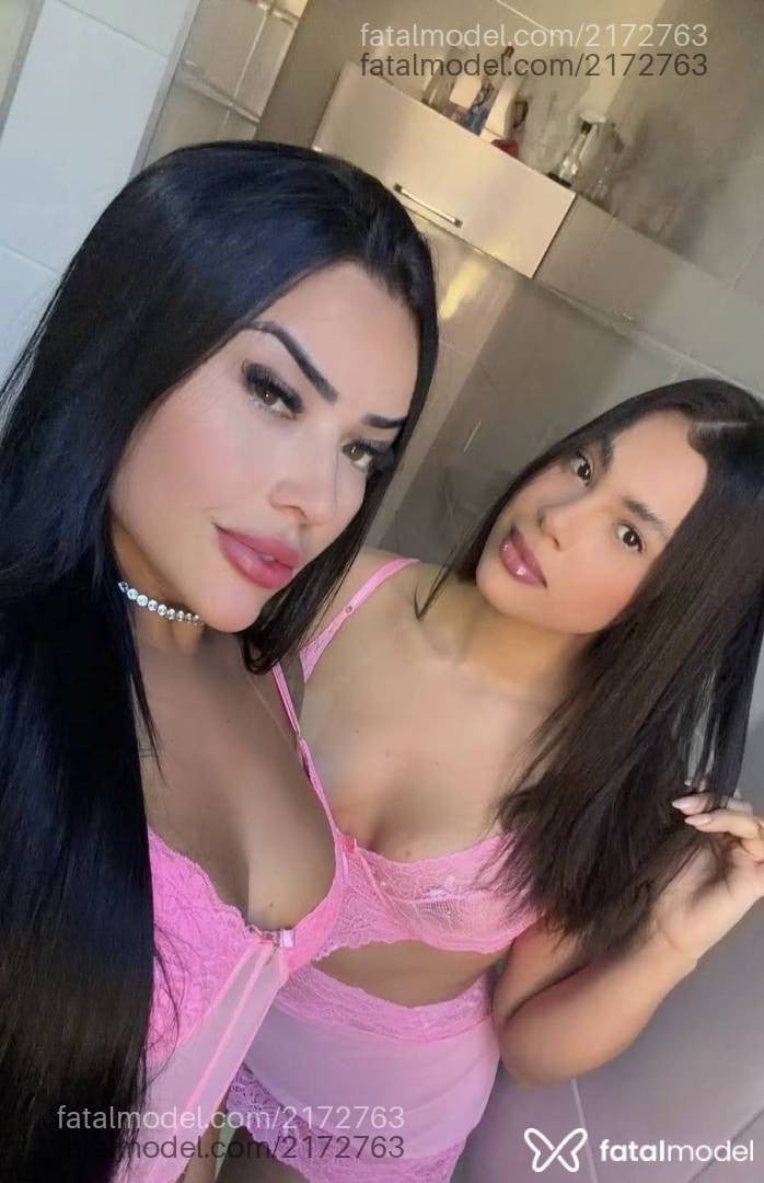 Acompanhante mulher com cabelo castanho de olhos castanhos - Safira