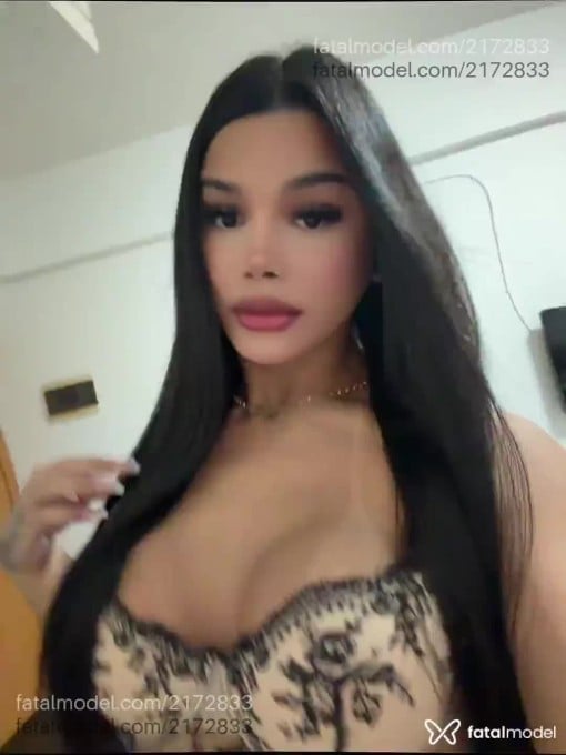 Acompanhante mulher trans morena (o) de olhos pretos em Goiânia Acompanhante mulher trans morena (o) de olhos pretos em Goiânia - Sofia Angelote