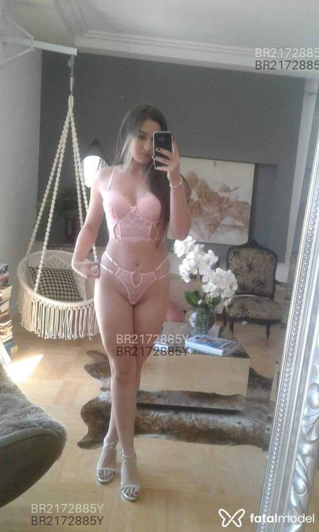 Acompanhante mulher loira (o) de olhos castanhos em São Paulo - Mariana