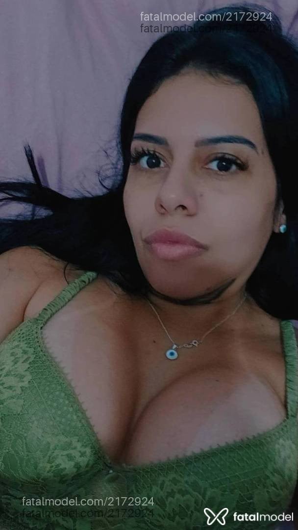 Acompanhante mulher com cabelo castanho de olhos pretos - Elaine Costa