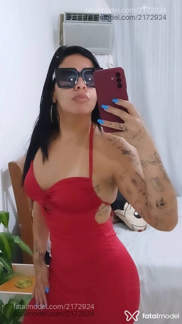 Acompanhante mulher morena (o) de olhos castanhos - Elaine