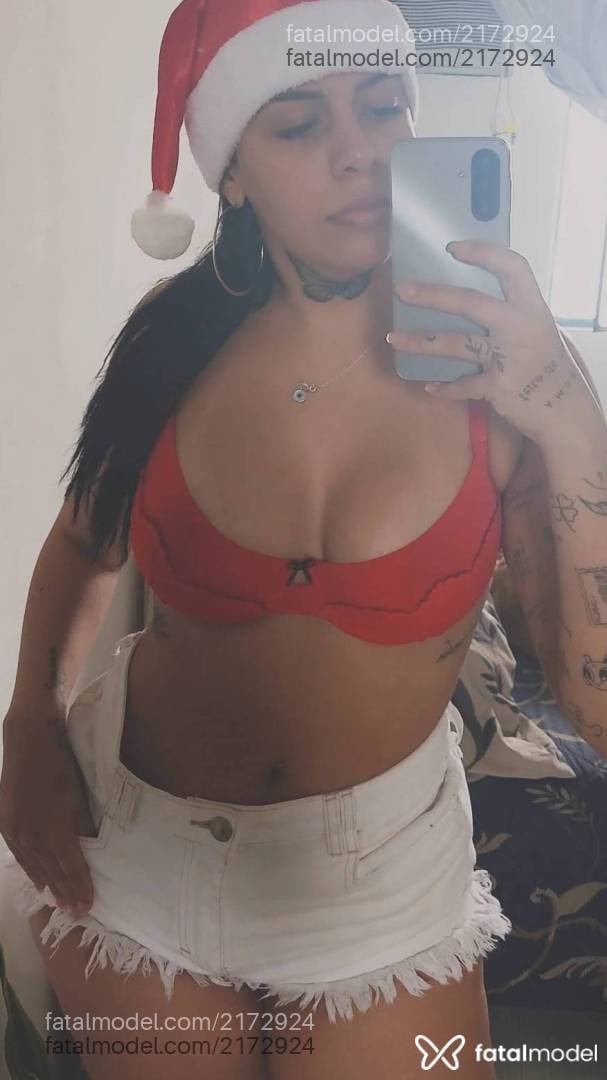 Acompanhante mulher com cabelo castanho de olhos pretos - Elaine Costa