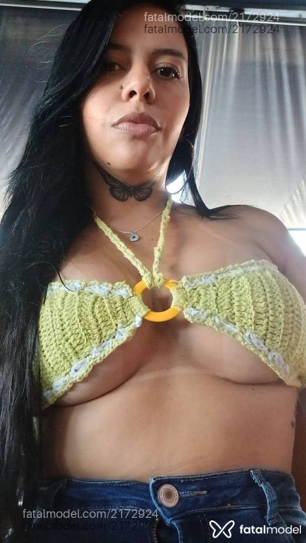 Acompanhante mulher com cabelo castanho de olhos pretos - Elaine Costa