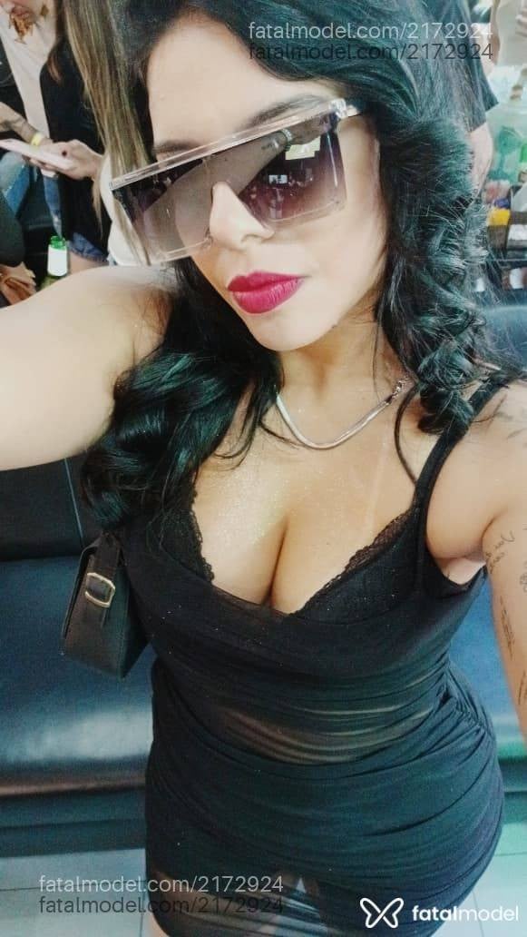 Acompanhante mulher morena (o) de olhos castanhos - Elaine