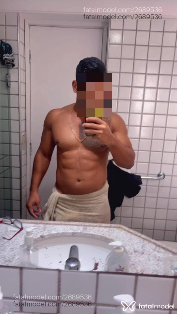 Acompanhante homem morena (o) de olhos verdes - Apolo Acompanhante homem morena (o) de olhos verdes - Apolo