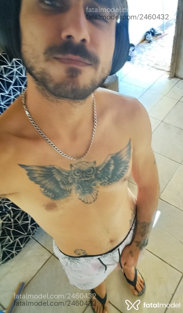 Acompanhante homem com cabelo castanho de olhos verdes em Paranaíba Acompanhante homem com cabelo castanho de olhos verdes em Paranaíba - Júnior