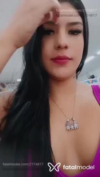 Acompanhante mulher morena (o) de olhos pretos em Cuiabá Acompanhante mulher morena (o) de olhos pretos em Cuiabá - Sophia