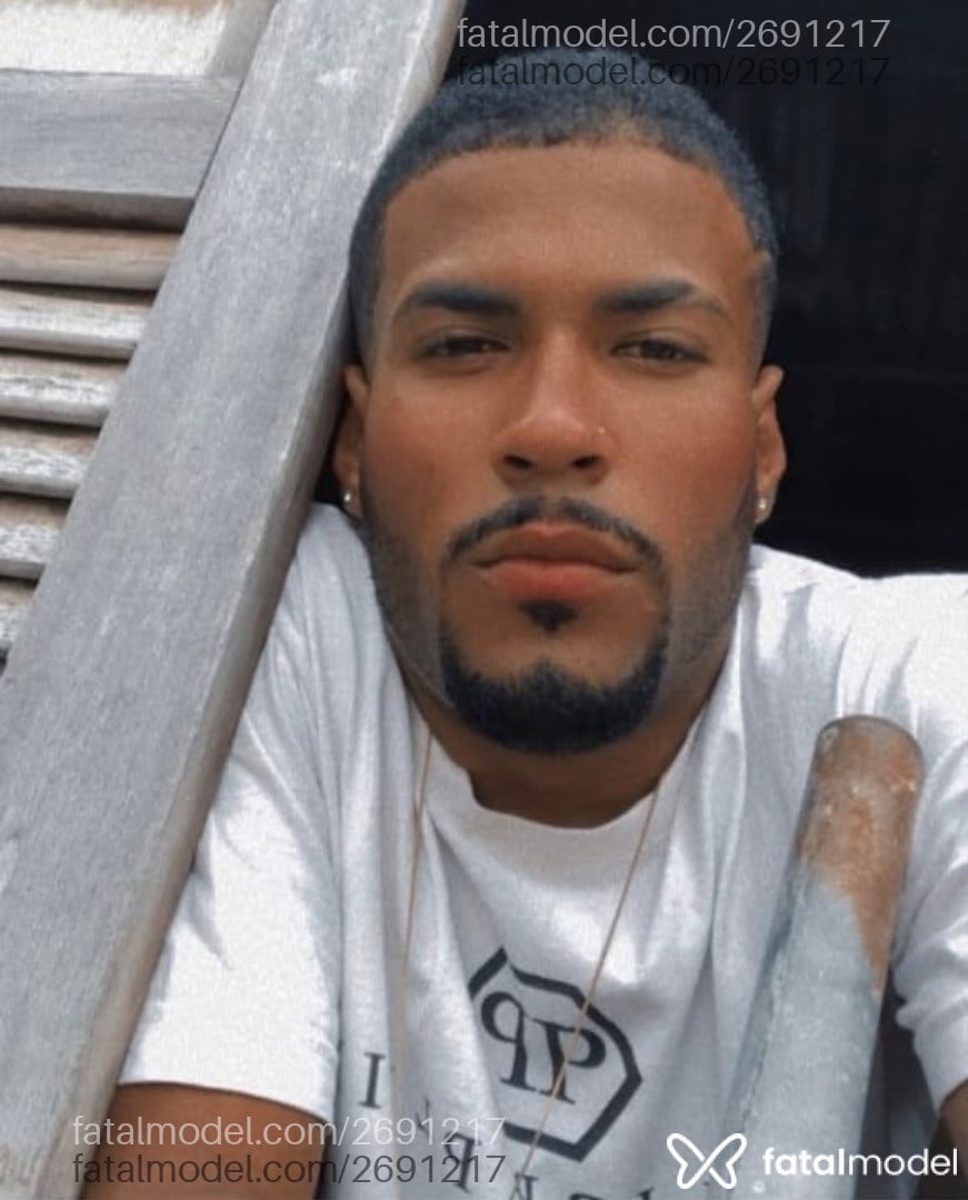 Acompanhante homem morena (o) de olhos castanhos - Lucas Neto Acompanhante homem morena (o) de olhos castanhos - Lucas Neto