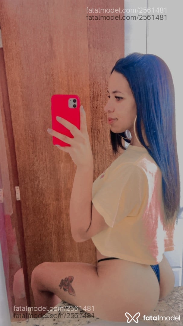 Acompanhante mulher morena (o) de olhos verdes em Contagem - Julia