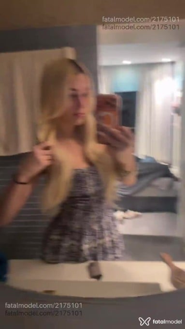 Acompanhante mulher trans loira (o) de olhos castanhos em São Paulo Acompanhante mulher trans loira (o) de olhos castanhos em São Paulo - Isadora Winkelm