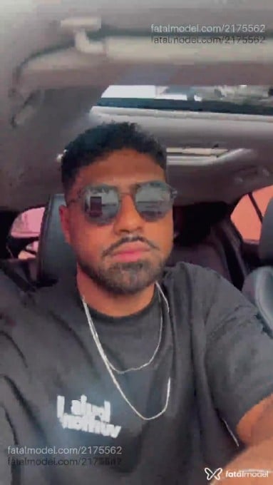Acompanhante homem com cabelo castanho de olhos pretos em Rio de Janeiro - Fernandes
