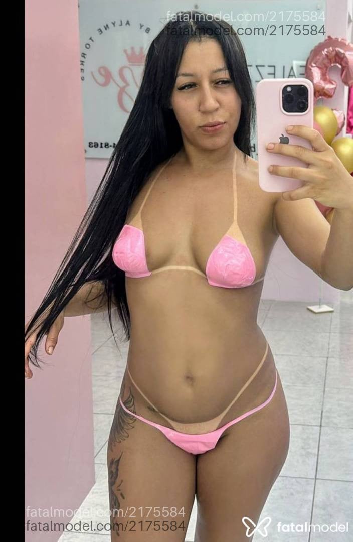 Acompanhante mulher morena (o) de olhos castanhos - Lorena