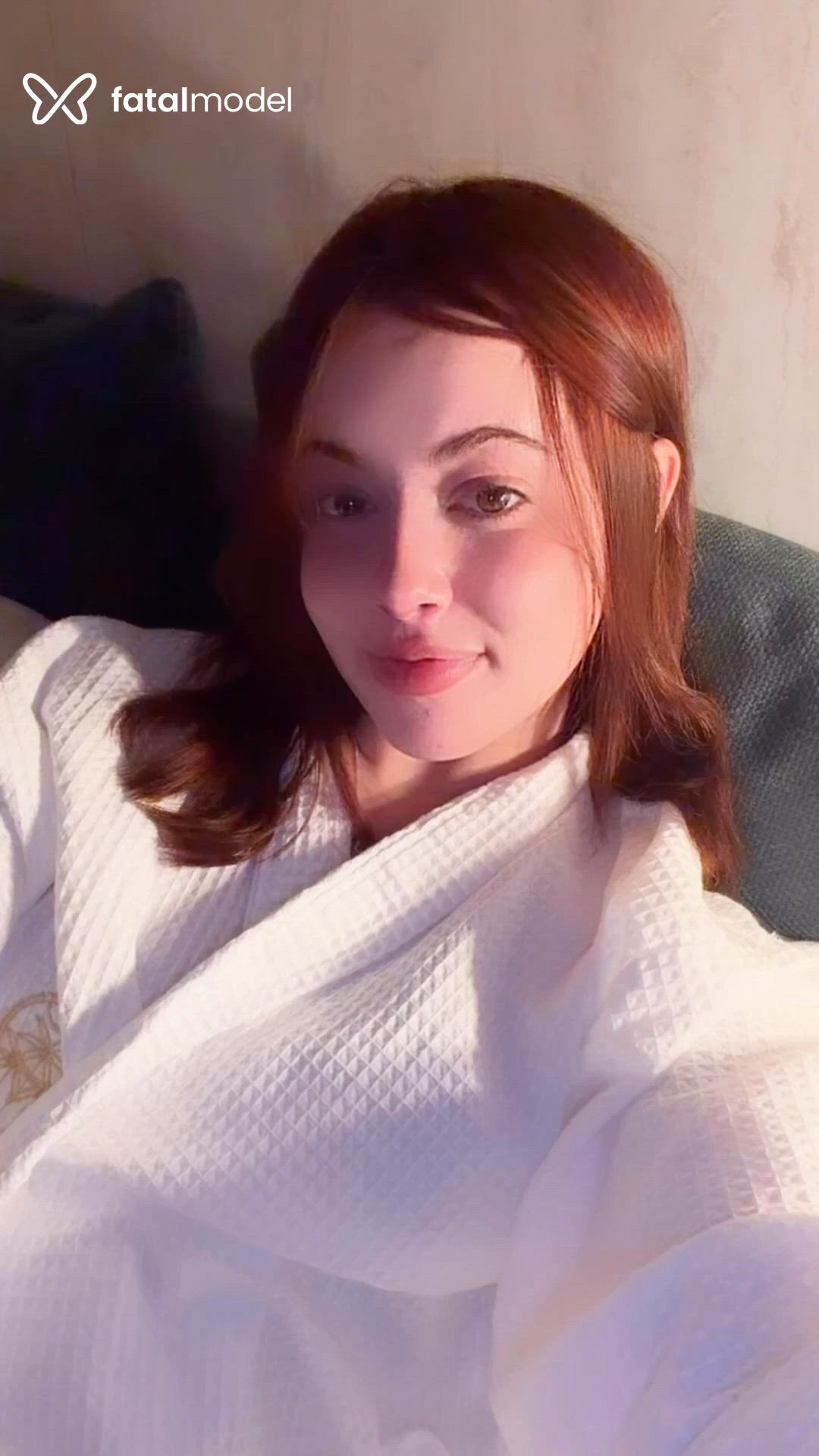 Acompanhante mulher com cabelo castanho de olhos castanhos em Palmas Acompanhante mulher com cabelo castanho de olhos castanhos em Palmas - Angel Cassie