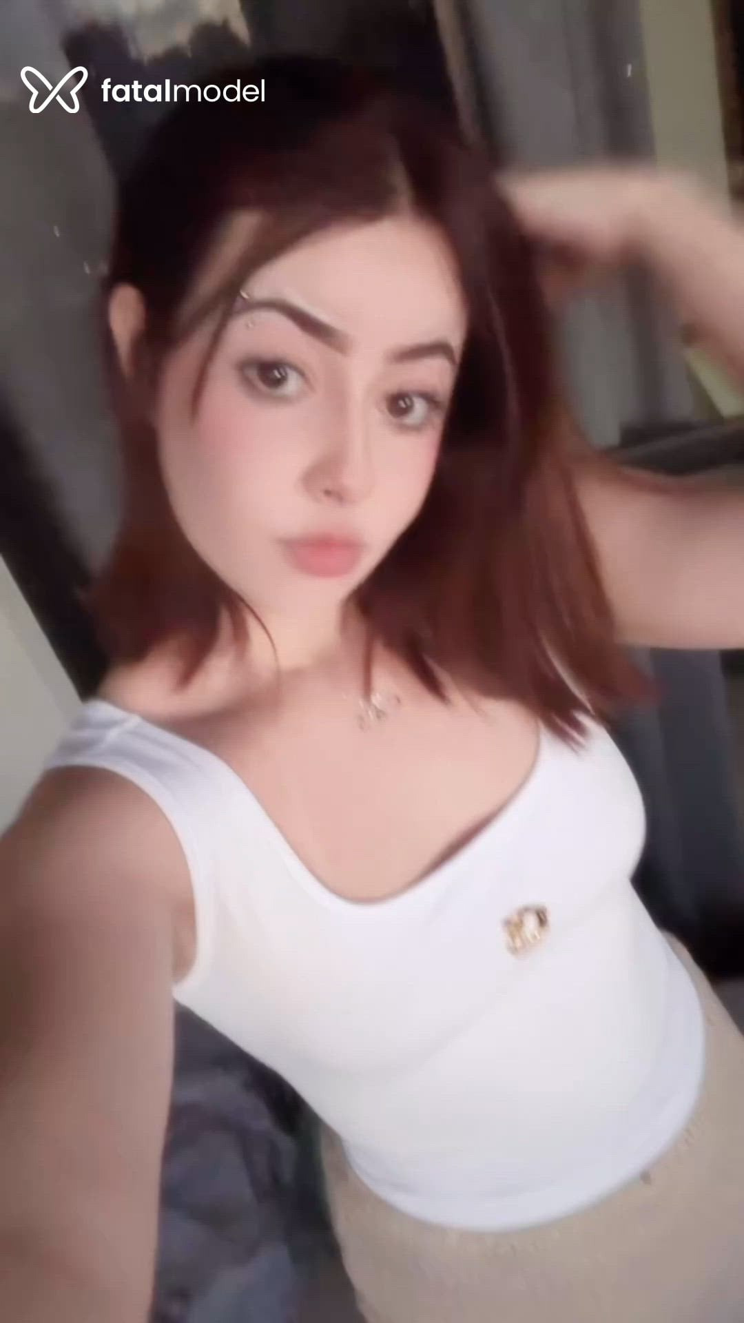 Acompanhante mulher com cabelo castanho de olhos castanhos em Palmas Acompanhante mulher com cabelo castanho de olhos castanhos em Palmas - Angel Cassie