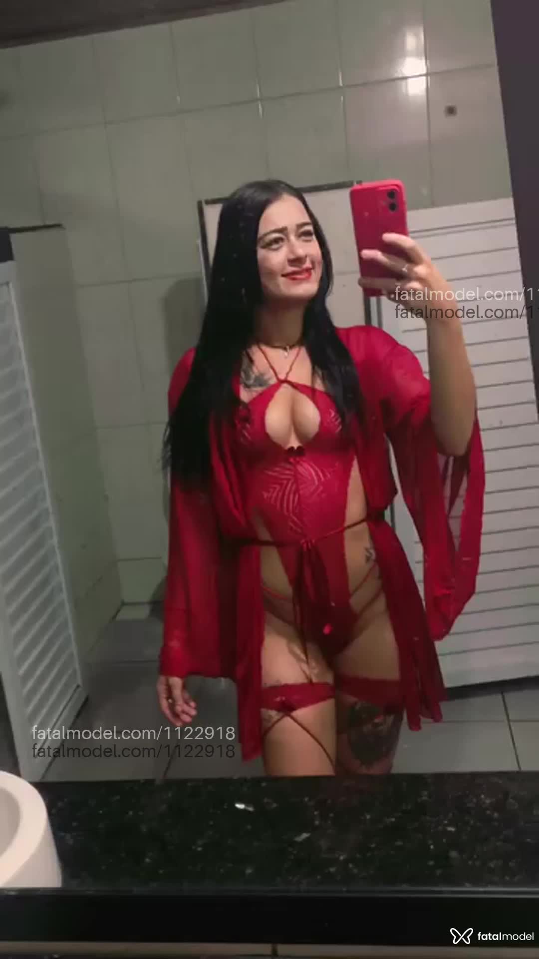 Acompanhante mulher morena (o) de olhos castanhos em Volta Redonda Acompanhante mulher morena (o) de olhos castanhos em Volta Redonda - Esther Oliveira